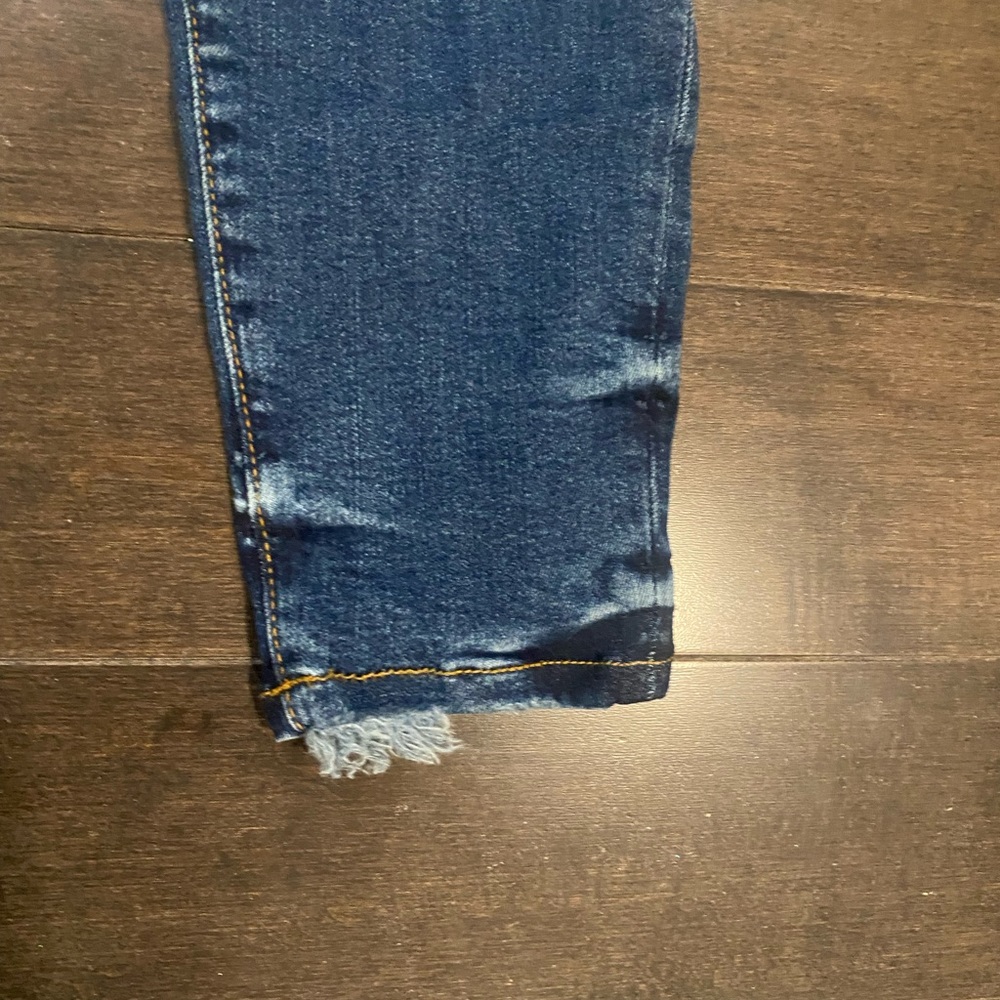 NWT Good American “Good Legs” denim jeans from Nordstrom’s. Size 2/26 - Picture 7 of 10